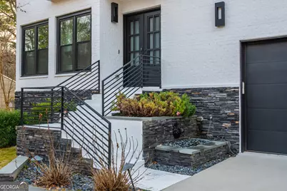 2804 Skyland Drive NE, Brookhaven, GA 30341 - Photo 2