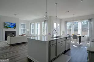 3659 Annsbury Ct, Lilburn, GA 30047 - Photo 20