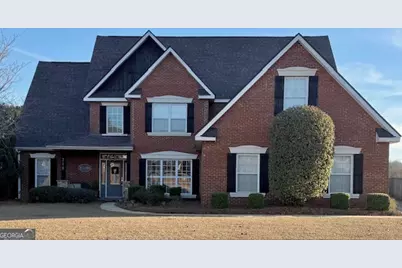 218 Knob Hill Drive, Warner Robins, GA 31088 - Photo 1