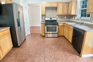 863 Langley View Ct, Loganville, GA 30052 - Photo 2