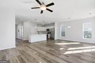 206 Flagler Dr, Savannah, GA 31419 - Photo 4