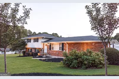 1926 Brocken Way, Tucker, GA 30084 - Photo 2