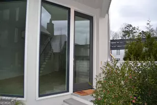 370 2nd St, Fayetteville, GA 30214 - Photo 2