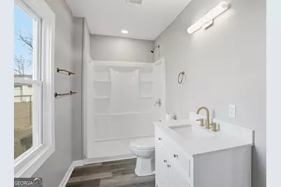 118 King Street, Savannah, GA 31408 - Photo 12