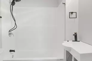 118 King St, Savannah, GA 31408 - Photo 20