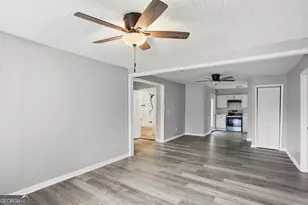 118 King St, Savannah, GA 31408 - Photo 22