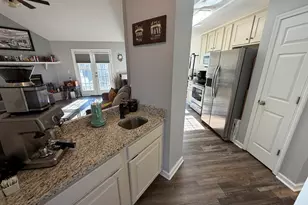 107 Westchester Cir, Dublin, GA 31021 - Photo 8