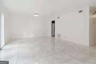 2518 Bradford Square NE, Atlanta, GA 30345 - Photo 6