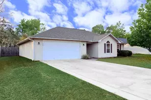 108 Honeysuckle Rd, Kingsland, GA 31548 - Photo 2