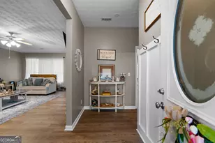 107 Collier St, Hogansville, GA 30230 - Photo 8