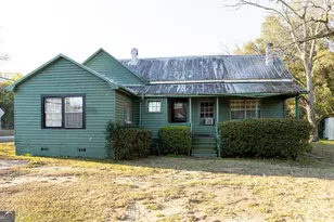 226 Griffin Ave, Eastman, GA 31023 - Photo 1