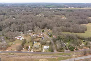 395 Winn St, Royston, GA 30662 - Photo 30