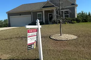 1064 Cold Water Dr, Griffin, GA 30224 - Photo 2