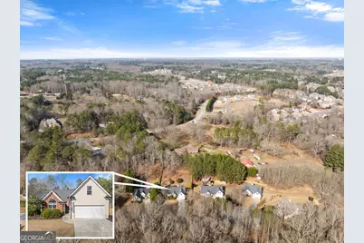 1360 Platinum Drive, Hoschton, GA 30548 - Photo 2