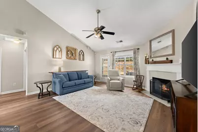 1360 Platinum Drive, Hoschton, GA 30548 - Photo 18