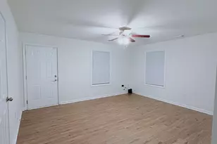 1360 Hill St, Comer, GA 30629 - Photo 4