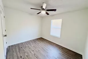 1360 Hill St, Comer, GA 30629 - Photo 10