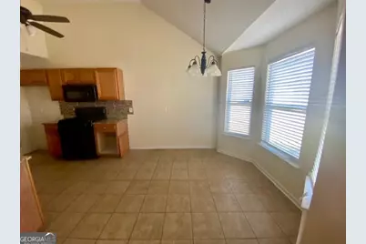 530 Shire Lane, Fairburn, GA 30213 - Photo 10