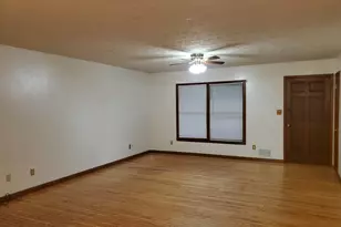 112 Vincent Ave, Stockbridge, GA 30281 - Photo 6