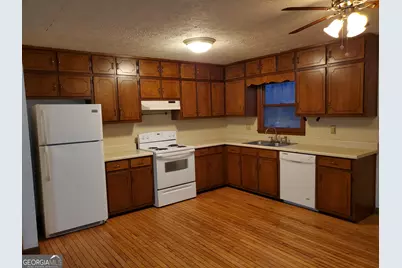 112 Vincent Avenue, Stockbridge, GA 30281 - Photo 4