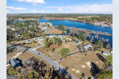 1325 Baymeadows Drive, Douglas, GA 31535 - Photo 16