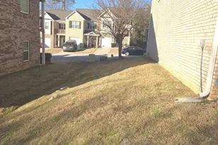 10151 Benton Woods Dr, Covington, GA 30014 - Photo 6