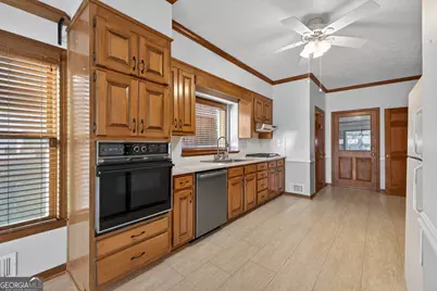 2260 Burlington Lane, Snellville, GA 30078 - Photo 12