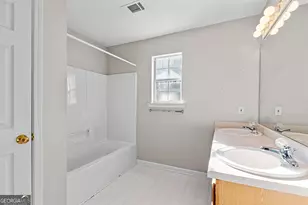 19 Rayner Dr, Newnan, GA 30265 - Photo 34