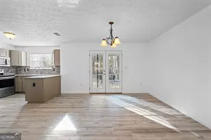 19 Rayner Dr, Newnan, GA 30265 - Photo 10