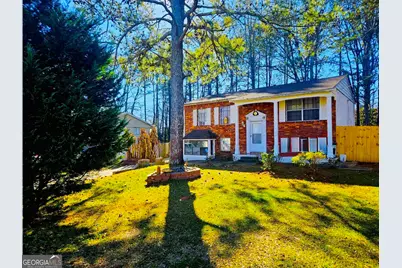 1025 Lynwood Place, Forest Park, GA 30297 - Photo 1