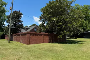 808 Harvey St, Millen, GA 30442 - Photo 6