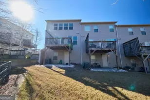 1942 Paxton Ridge Ct, Lilburn, GA 30047 - Photo 32