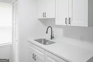 305 Chestnut St, Fort Valley, GA 31030 - Photo 6