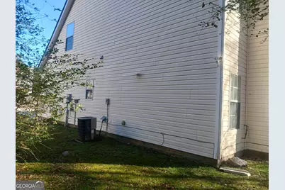 6253 E Fayetteville Drive, Riverdale, GA 30296 - Photo 4