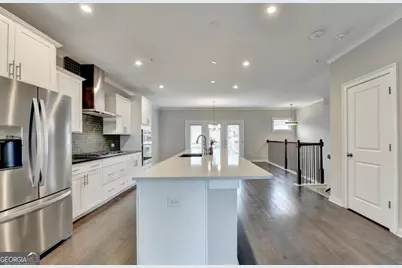 2083 Holtz Lane NW, Atlanta, GA 30318 - Photo 18