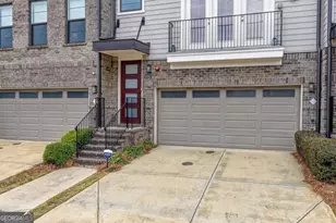 2083 Holtz Ln NW, Atlanta, GA 30318 - Photo 2