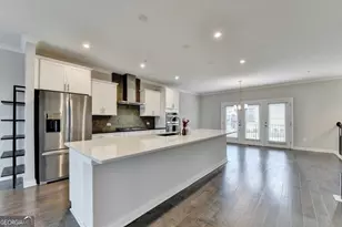 2083 Holtz Ln NW, Atlanta, GA 30318 - Photo 20