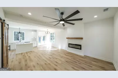 110 Mulberry Lane SE, Lindale, GA 30147 - Photo 4