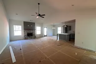 865 Forrest Farms Dr, Greenville, GA 30222 - Photo 2