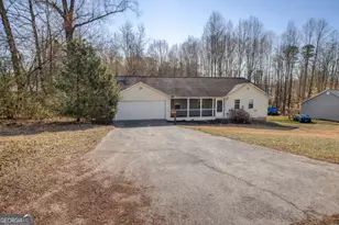 155 Glory Ln, Mount Airy, GA 30563 - Photo 2