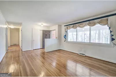 16 Summit Drive SE, Lindale, GA 30147 - Photo 8