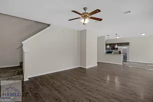 1337 Evergreen Trl, Hinesville, GA 31313 - Photo 14