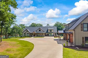 300 Black Pt Dr, Hartwell, GA 30643 - Photo 1