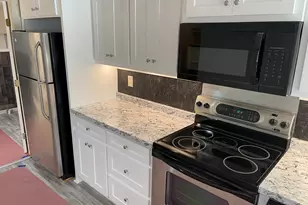 478 S Pond St, Toccoa, GA 30577 - Photo 8