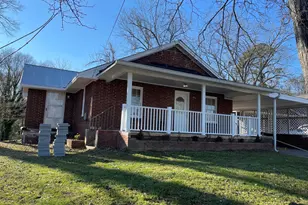 478 S Pond St, Toccoa, GA 30577 - Photo 2