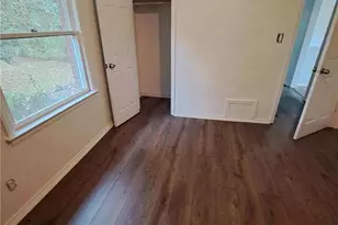 2174 Whites Mill Rd, Decatur, GA 30032 - Photo 4