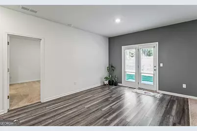 119 Bantry Way, Locust Grove, GA 30248 - Photo 8