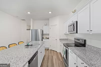 119 Bantry Way, Locust Grove, GA 30248 - Photo 4