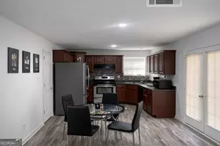 136 Margaret Way, Hogansville, GA 30230 - Photo 10