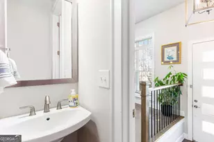 4325 Parkside Pl, Atlanta, GA 30342 - Photo 4